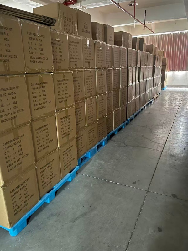 Yiwu Kebon Healthcare সফলভাবে নতুন ব্যাচের ইমার্জেন্সি কিট তৈরি করেছে